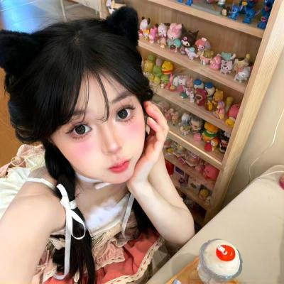 等爱的女神
